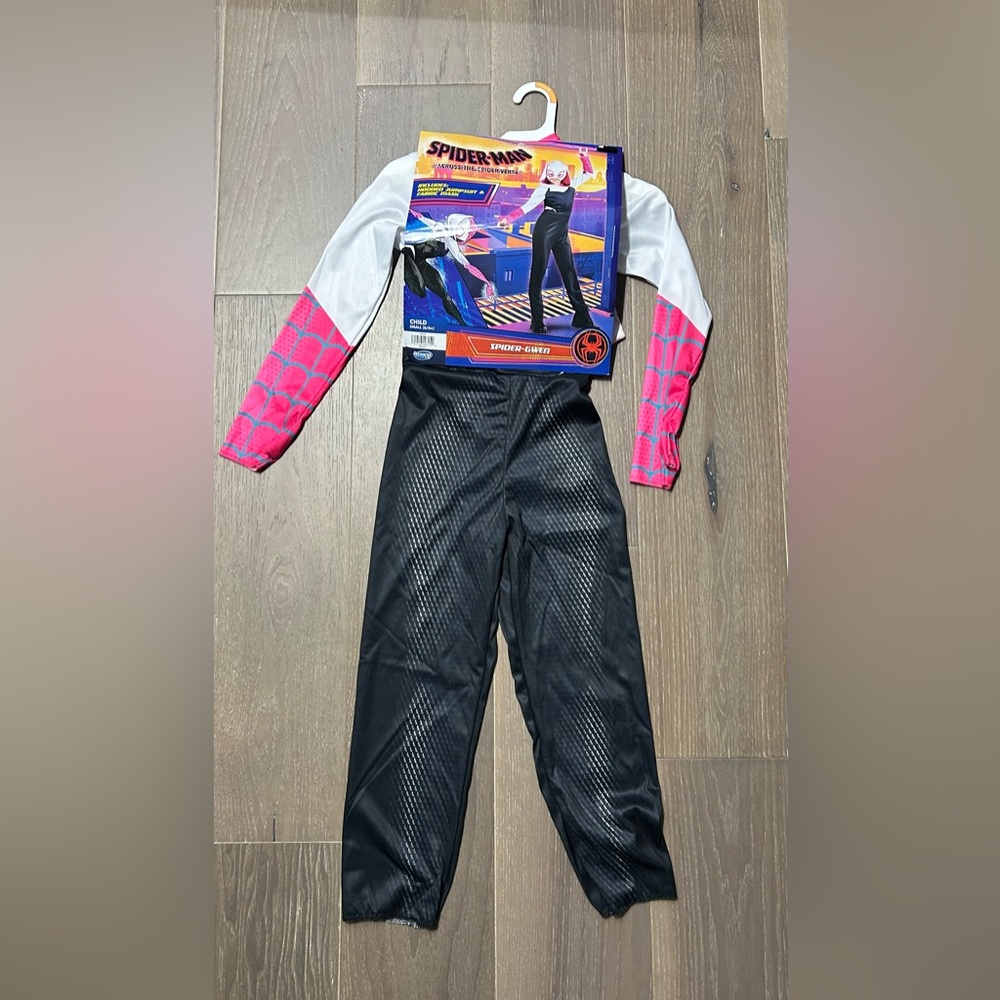 Jazwares Spider-Gwen child costume. Small 6/6x